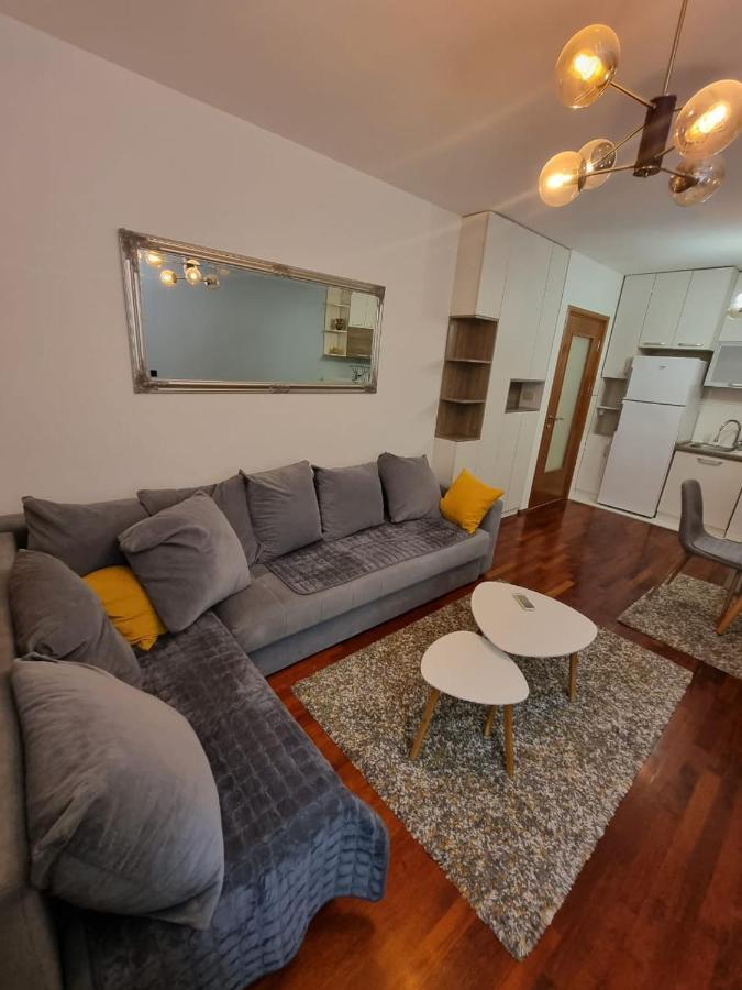 5 Star Apartment Podgorica Exterior foto